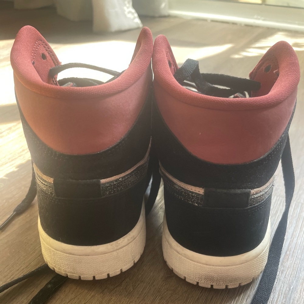 Air Jordan’s 1 Mid’ Canyon Rust View 6